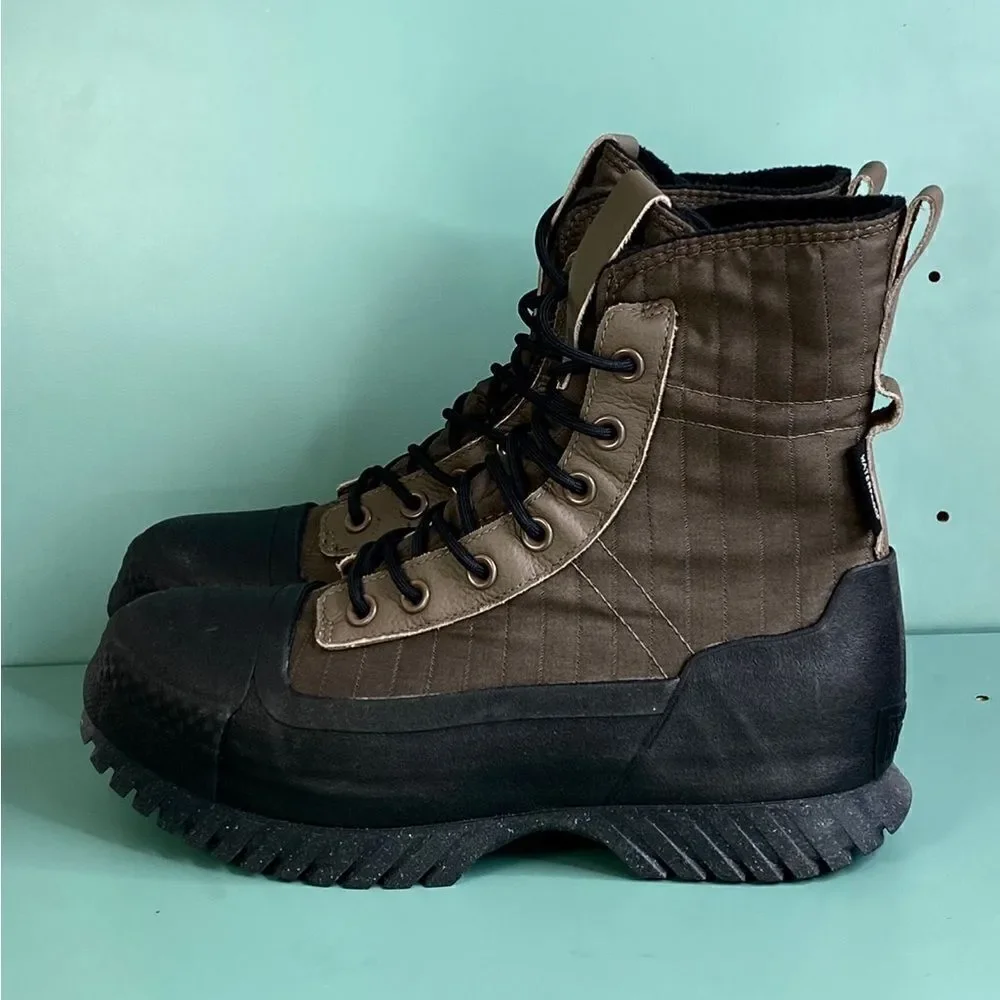 Converse Chuck Taylor All Star Lugged 2.0 Cc X Hi Mens Boots size 7 (womens 9)